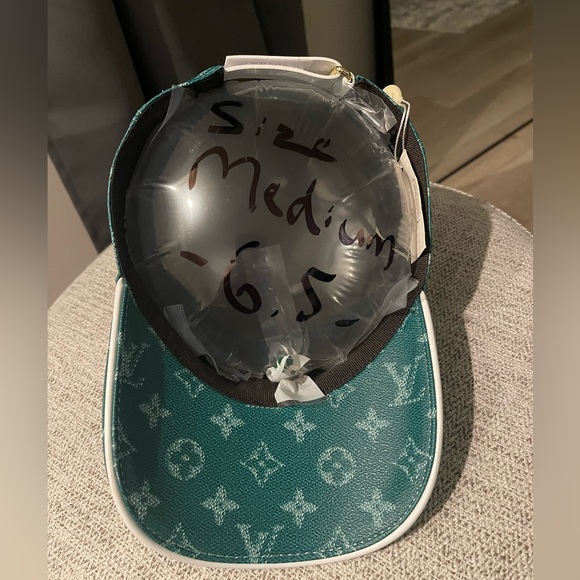 Louis Vuitton Green Monogram Baseball Cap Size M Authentic - Picture 7 of 9